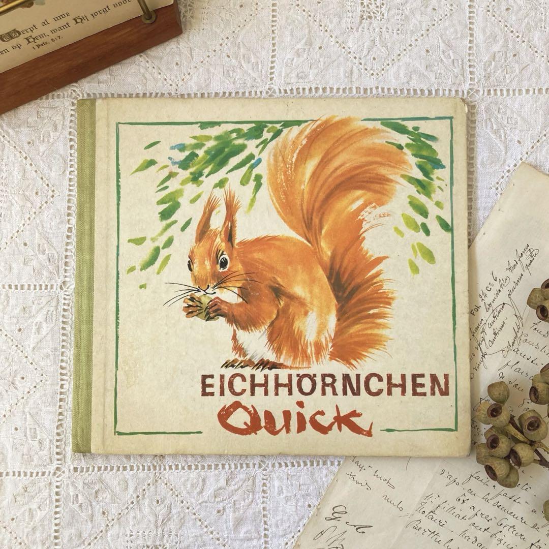 

[USED] L-751 Foreign books Old books Germany Very cute picture book booklet with squirrel binding Great for interior decoration