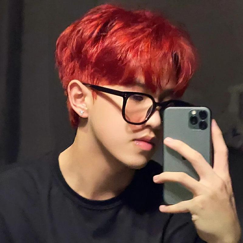 S925 versilberter Stecker vier Sterne Stecker klein kalter Stil schlicht, handsome Trend Persönlichkeit alles passend asymmetrisches Designgefühl Sternohrringe