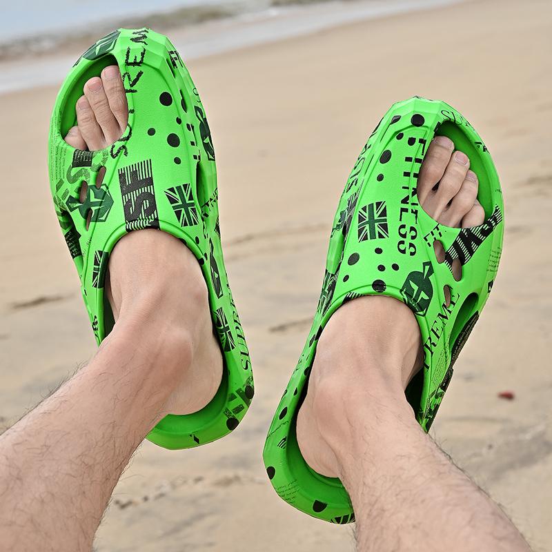 Fashion Summer Thick Bottom Patchwork Fashion Sandals Men Casual Beach Shoes Hollow-Out Garden Clogs Outdoor Slippers Can Be Decorated