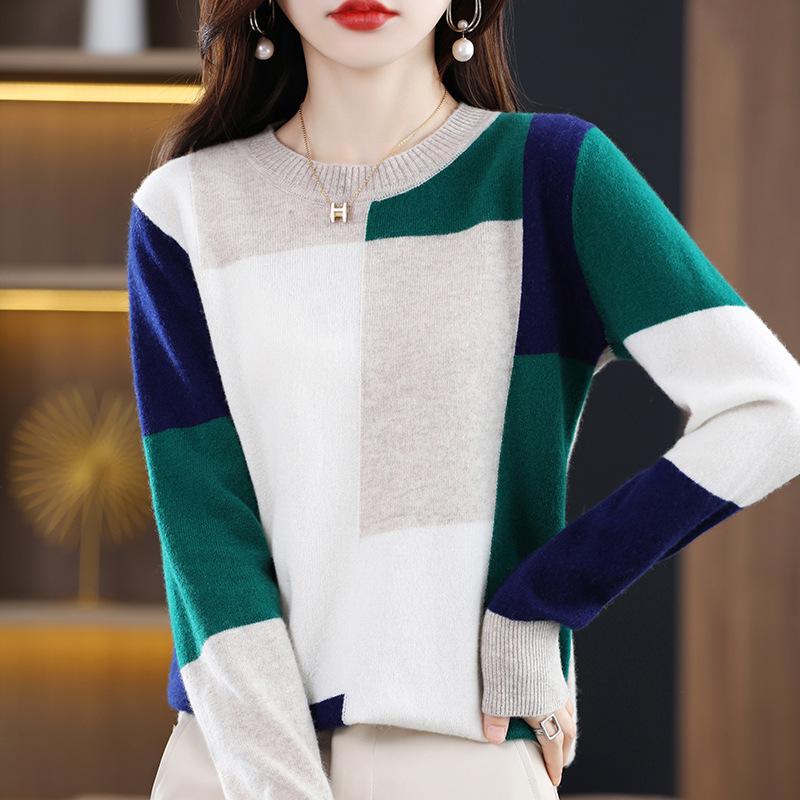 Updated Autumn and Winter Color-blocking Round Neck Sweater for Women Trendyable and Versatile Warm Cashmere Sweater Soft and Comfortable Base Top