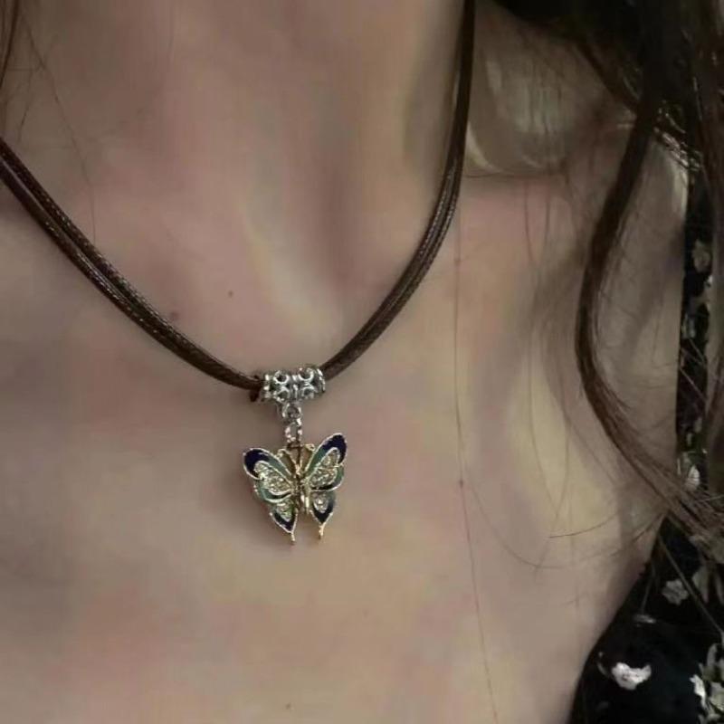 Necklace Safety Lock Necklace Female Student Versatile High Look Simple Girlfriend Moon Butterfly