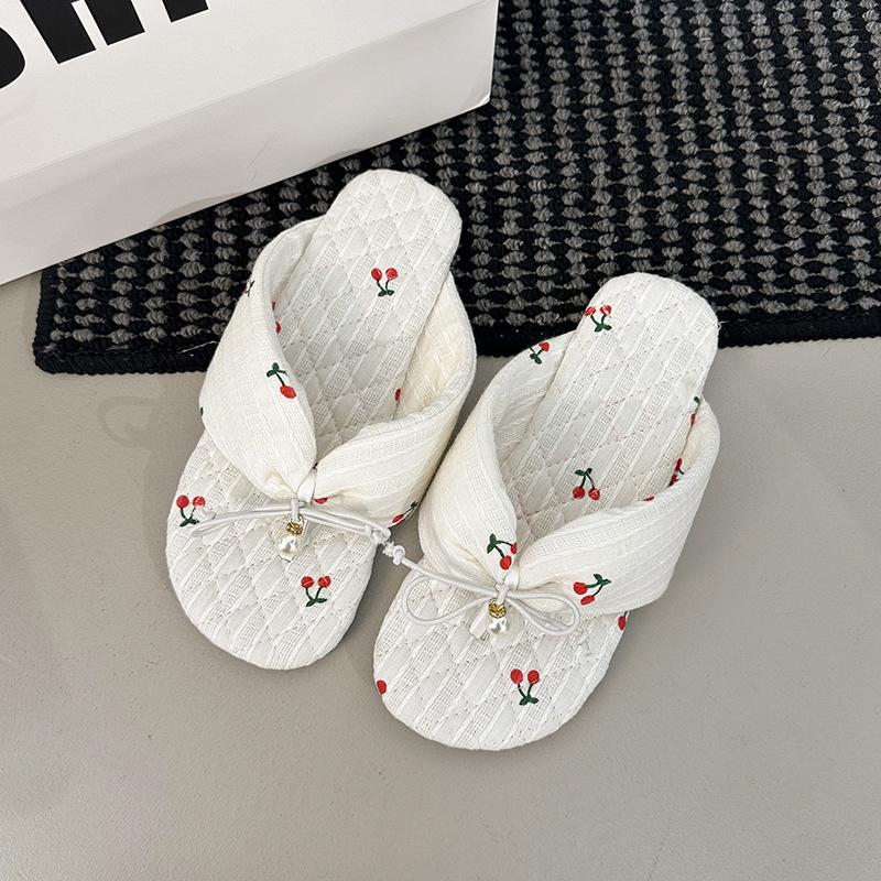 

Идиллические повседневные тапочки для женской верхней одежды весна-лето 2025, новые шлепанцы на плоской подошве с украшением в виде бантика и жемчуга для женщин 40