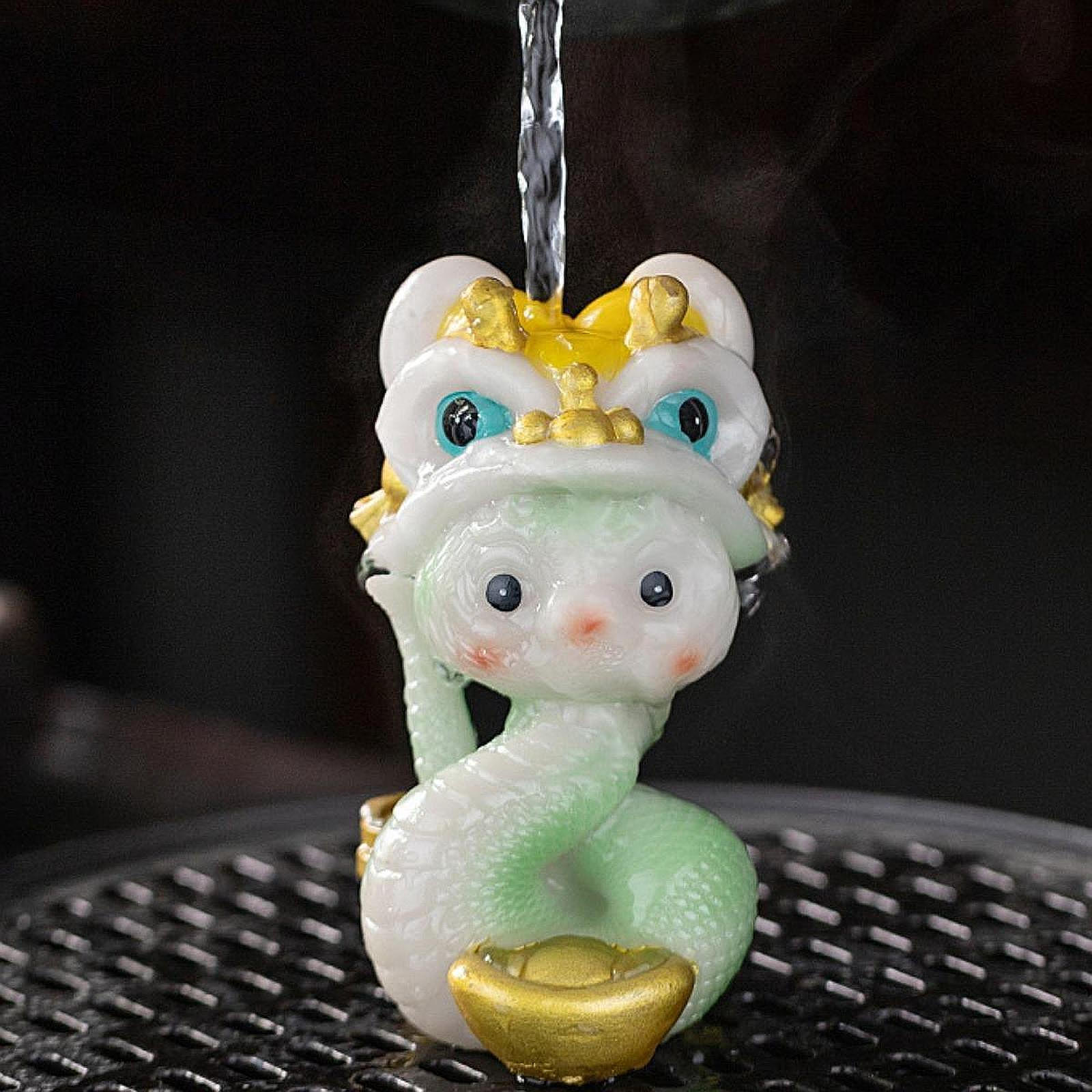 

Китайский Год Змеи Фигурки Чайный Питомец Цвет Меняющий Милая Маленькая Статуэтка Украшения для Good Luck Green