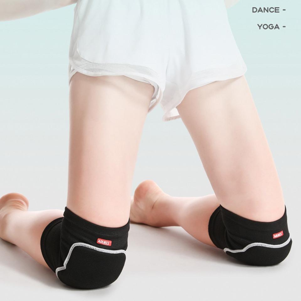 AOLIKES Volleyball Knee Pads,Knee Pads for Women,Men,Knee Brace for Basketball Volleyball Football Dance Yoga Tennis Running