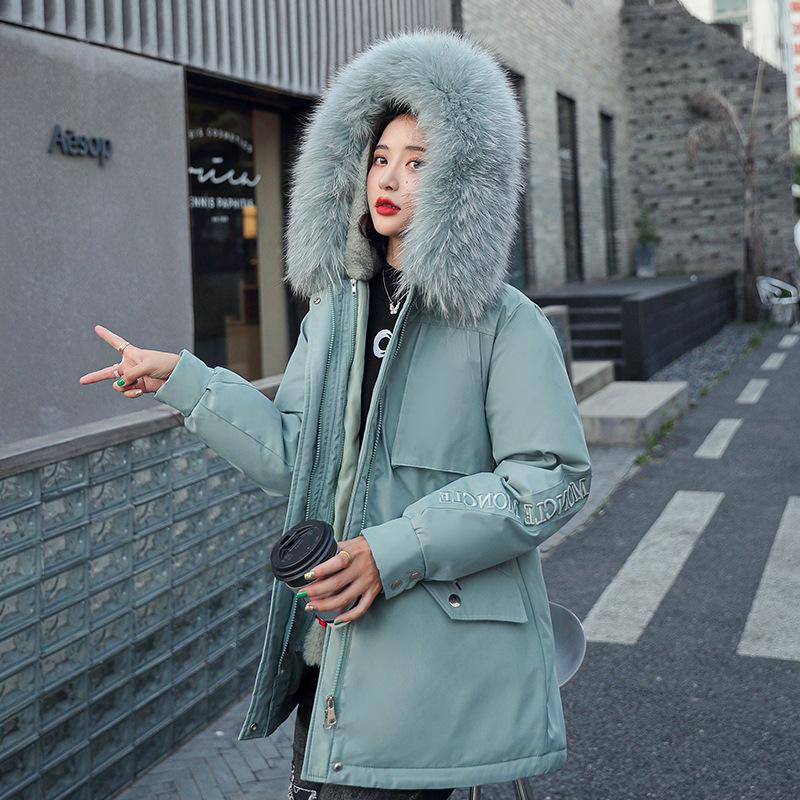 Pai Overcomes The New Korean Version of Loose Padded Cotton-padded Jacket with Big Fur Collar In Winter and Short Cotton-padded Coat In Winter.