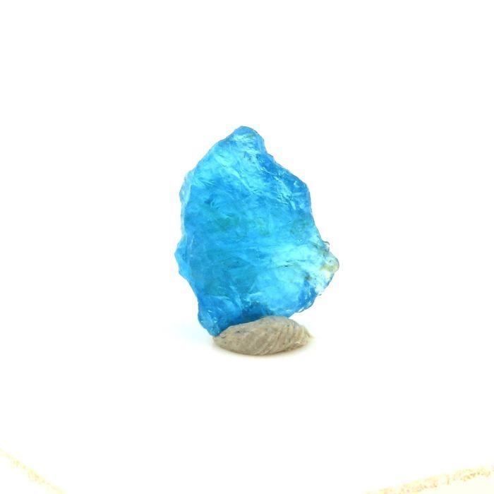 Pierres et Minéraux. Apatite bleu neon. 1.07 ct. Betroka, Anosy, Madagascar.