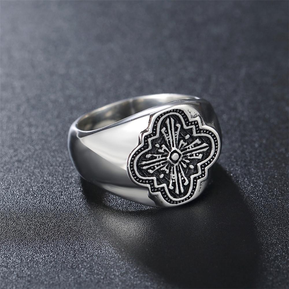 2026 Schmuck, Europäischer und Amerikanischer Personalisierter Retro Kreuz Herrenschmuck Exquisites Accessoire Ring
