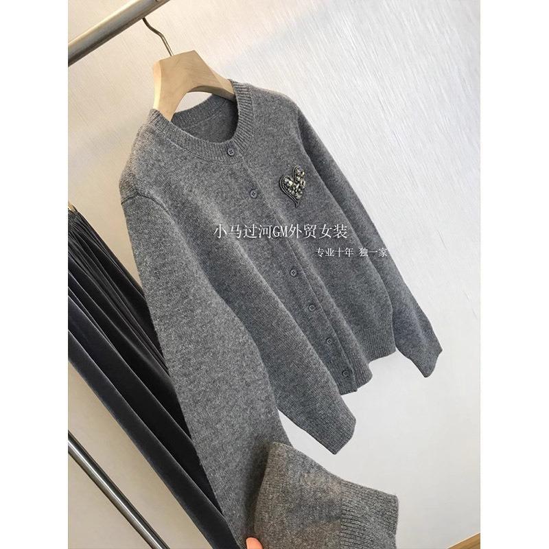

On the cabinet. +!! Heavy Industry Love Nail Drilled Long Sleeve Knitted Wool Cashmere Cardigan Sweater L сірий колір