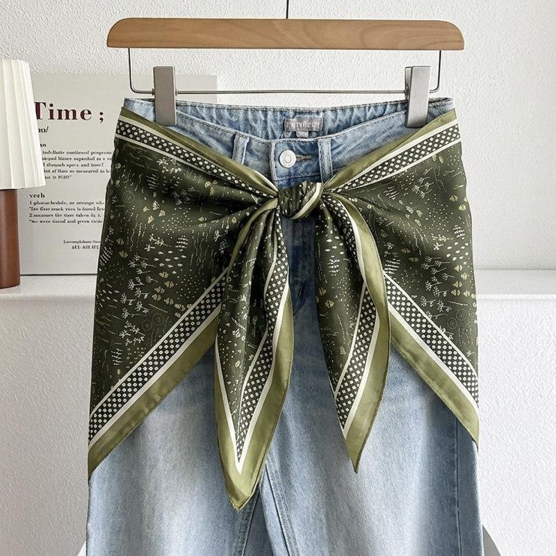 Spring and autumn green atmosphere floral triangle scarf girl versatile headscarf silk scarf small scarf shawl decorative fart curtain