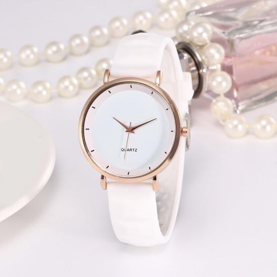 Studentské křemenné hodinky Kulatý ciferník Nastavitelný silikonový řemínek Candy Barva Bez zpoždění Kontrola času Vysoká přesnost Dámské denní náramkové hodinky Seznamka