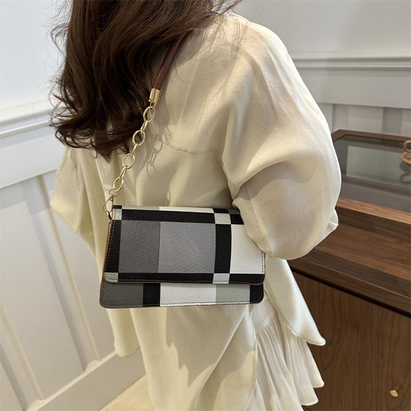 Stylish Trendy Shoulder Handbag 2024 Summer New Chic Casual Crossbody Bag