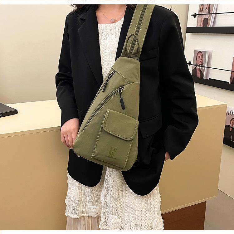 Breast Bag Women's New Fashionable and Simple One-shoulder Women's Casual Chest Large-capacity Messenger Bag Women's Breast Bag