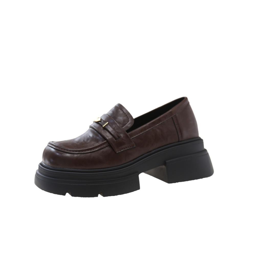 Britischer Stil vielseitige kleine Lederschuhe Damen 2025 Herbst neue Schuhe schwarz Einzelne Schuhe Plateau Erhöhung Slipper Damenschuhe