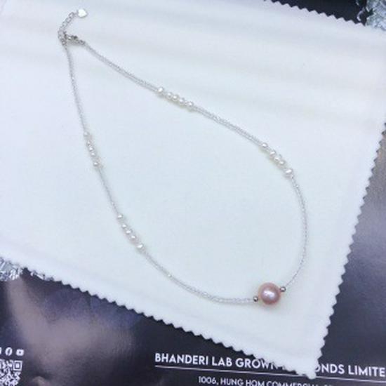 Baroque Pearl & Spinel Clavicle Necklace: Light Luxury Fashion for Trendsetters