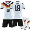 Tieners Kinderen Volwassenen Gepersonaliseerde Naam Voetbaltenues 2026 FIFA Wereldkampioenschap Duitsland Thuis #19 SANÉ Trainingsshirt Set met Sokken