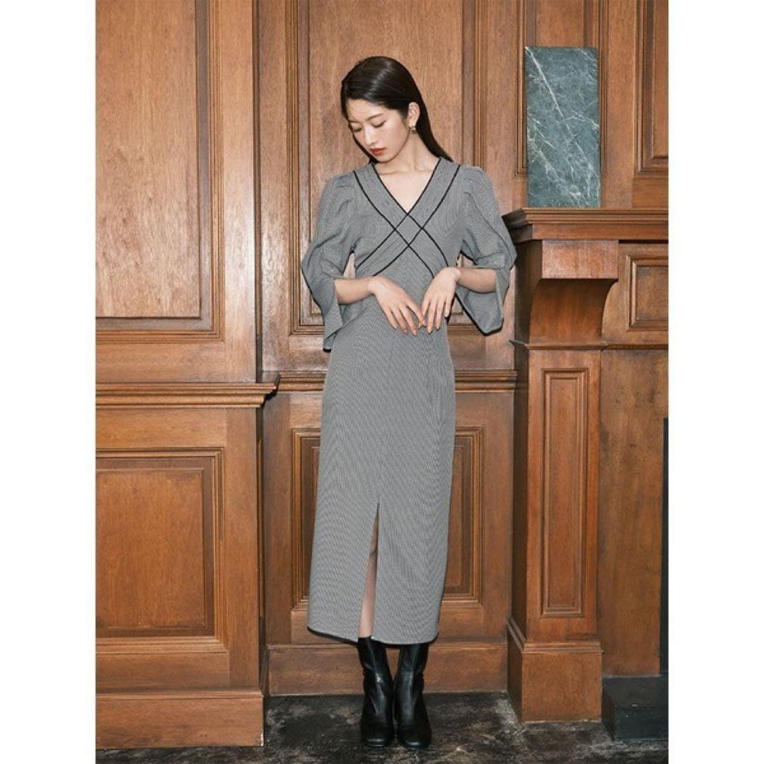 Lily Brown Cross Design Strap Dress BK/WT