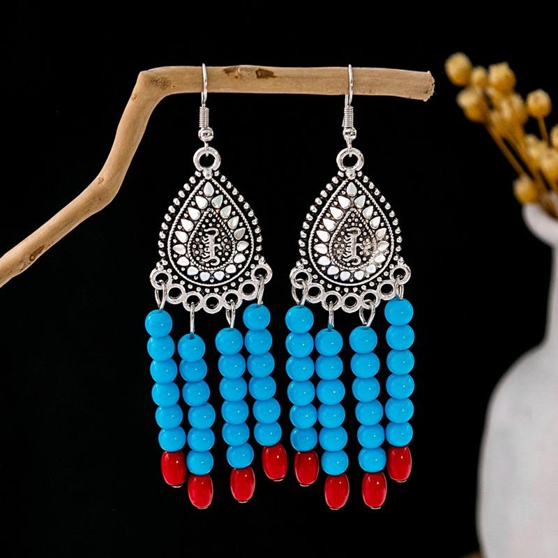 Bohemian fringed turquoise earrings, retro few earrings, personalized temperament earrings.