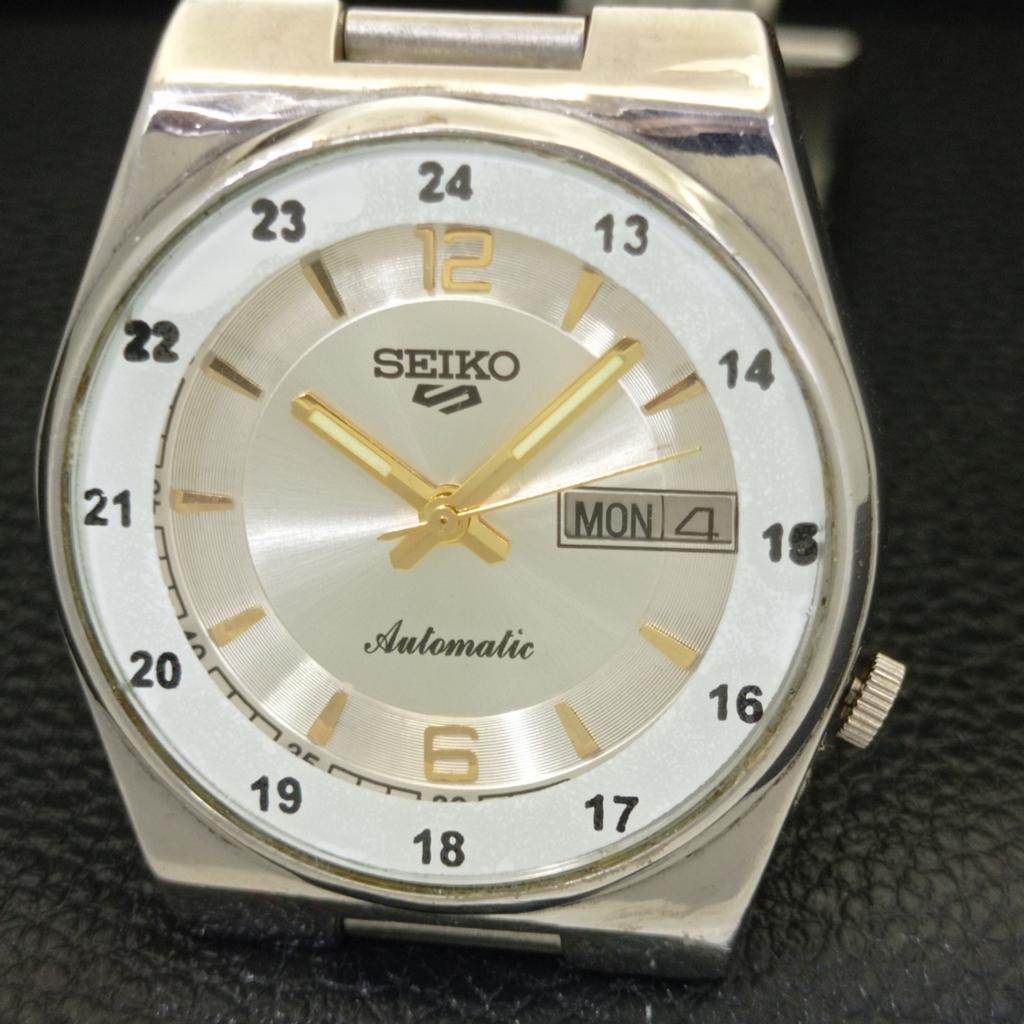 GENUINE VINTAGE SEIKO 5 AUTOMATIC 7009A JAPAN MENS SILVER DIAL WATCH a701672-5 R206c-a701672