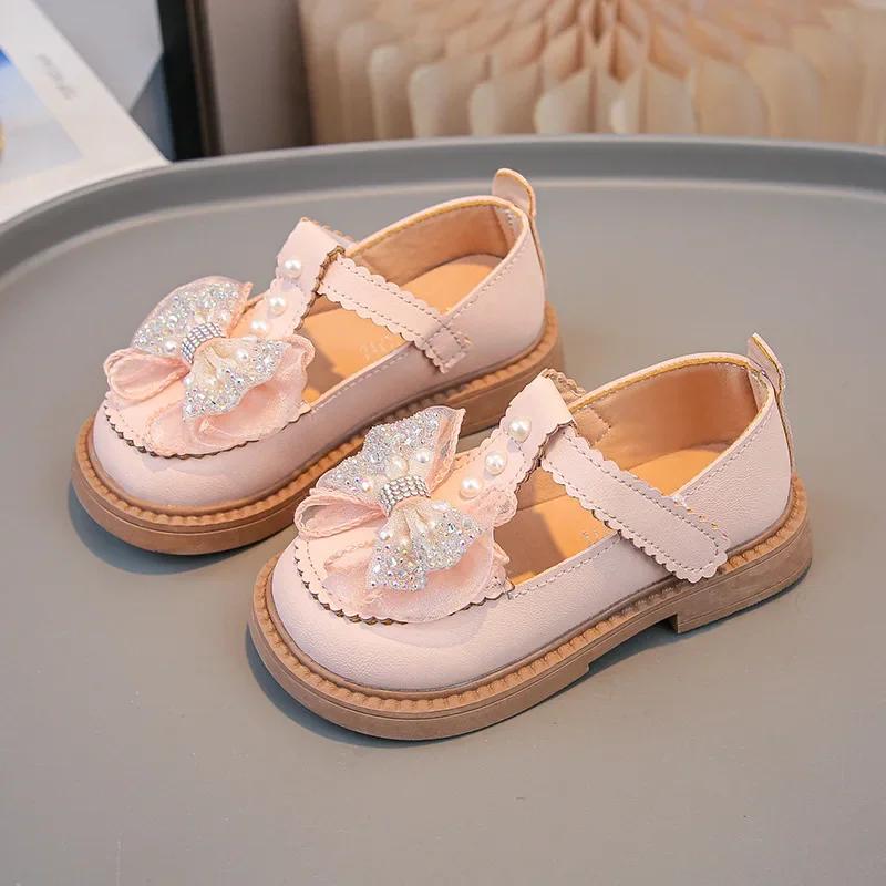 

Обувь для танцев для девочек, симпатичная детская обувь принцессы с Т-образным ремешком, мягкая подошва 2024 года, новые модные кожаные туфли для девочек с милым бантом 23 розовый