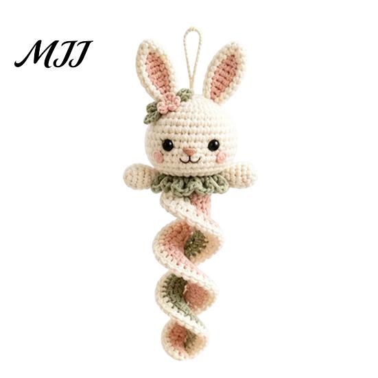 Home Indoor Hanging Decoration Crochet Garden Animal Spiral Kit, Beginner Friendly DIY Swing Textile Crafting Hobby Kit Butterfly Ladybug Hummingbird