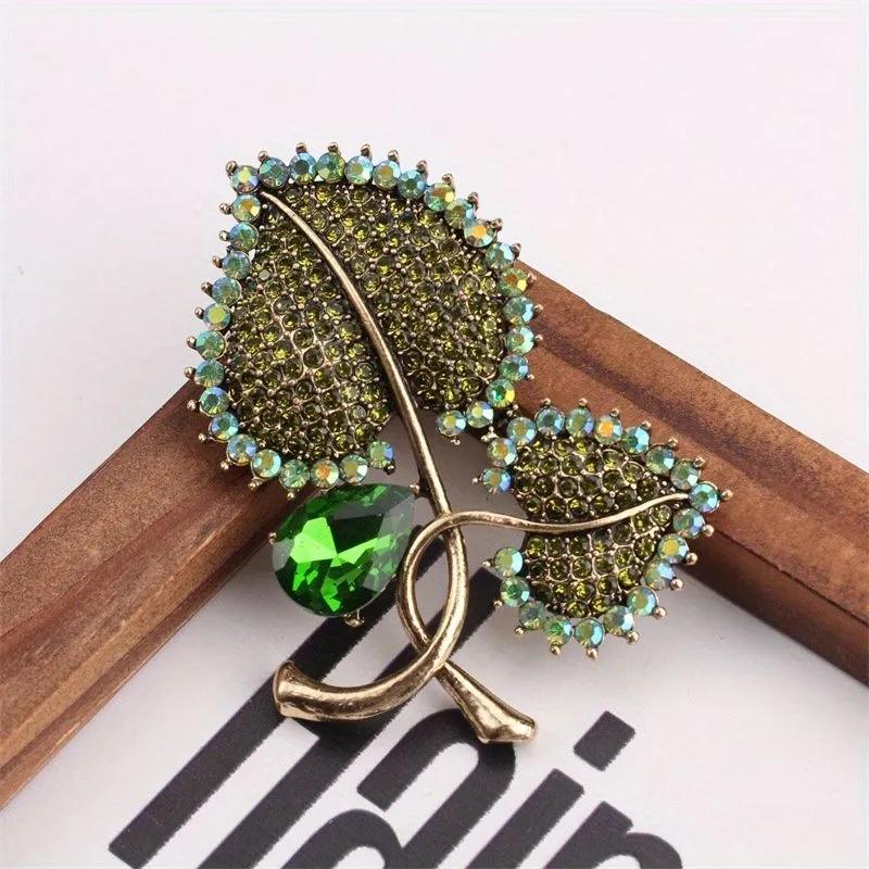 

Retro Leaf Brooch One Size зелений