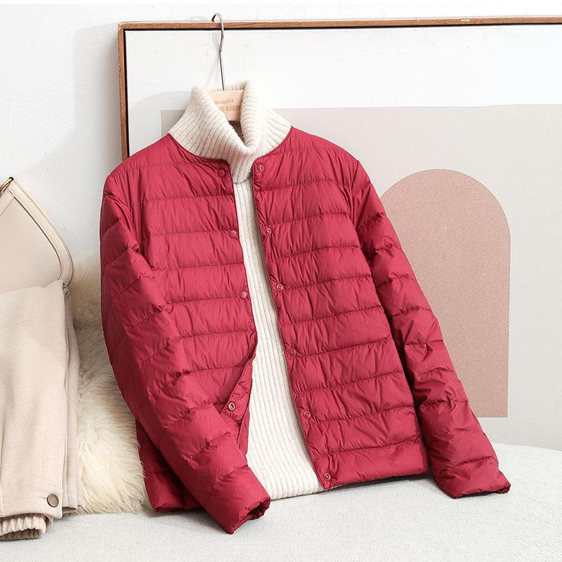 FASHION Light and Thin Down  Women's Short 2025 Winter Round Neck Inner Tank Wear Large Size White Duck Down Warm  Clothes