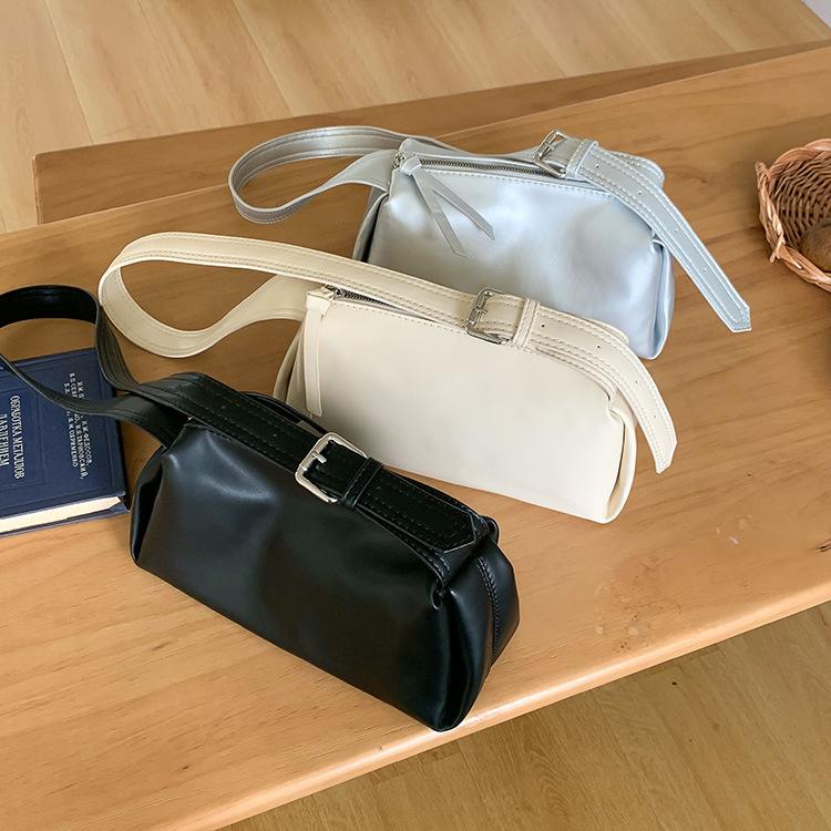 IELGY All-Match High-End Messenger Bag Fashion Niche Commuter Trendy Underarm Bag
