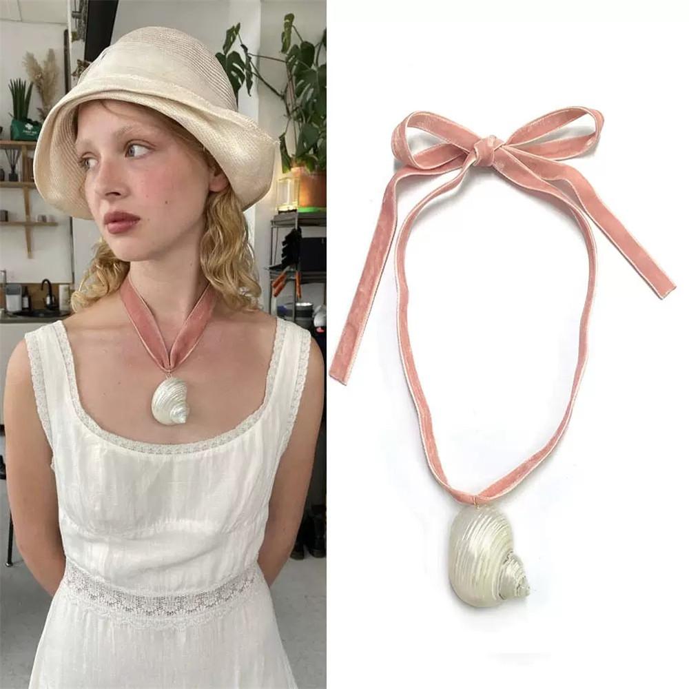 Retro Unique Natural Conch Shell Pendant Necklace Vacation Style Fashion Elegant Women's Jewelry Accessories