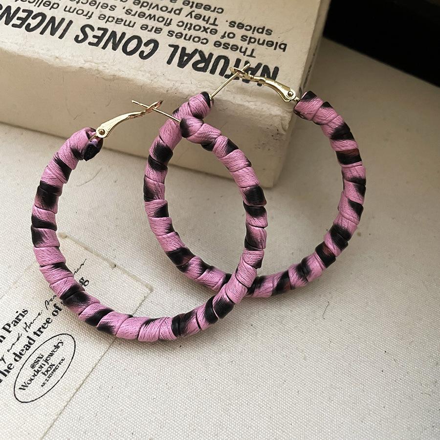 European and American retro autumn and winter geometric leather leopard print earrings light luxury stud earrings personality temperament earrings