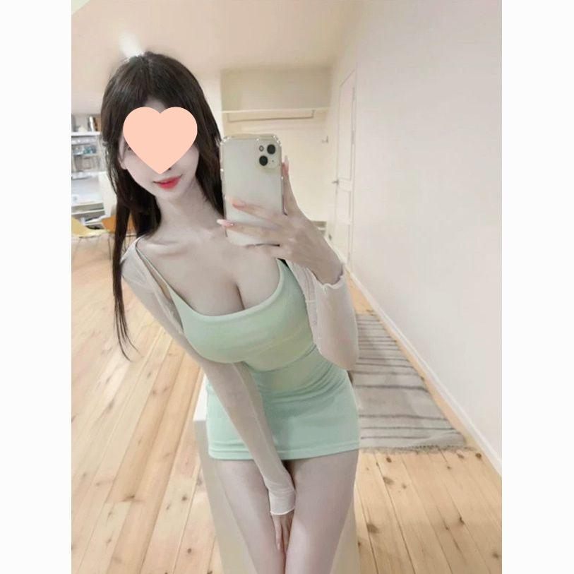 Korean Autumn 2025 Slimming Waist Sleeveless High-Waist Camisole Dress with Big Collar