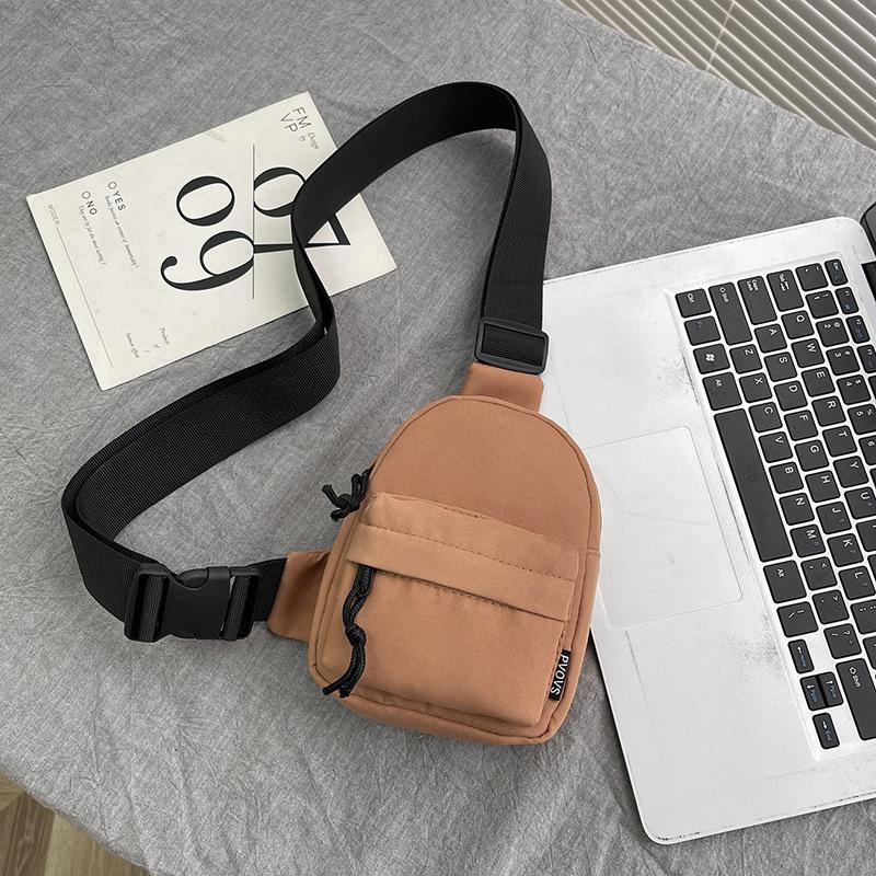 Women's Fashion Mobile Phone Chest Bag Trend Ins Japanese Casual Shoulder Bag Lightweight Joker Portable Nylon Satchel.