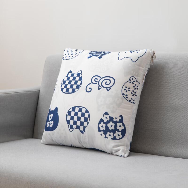 Muji Lucky Cat Pillow Quilt