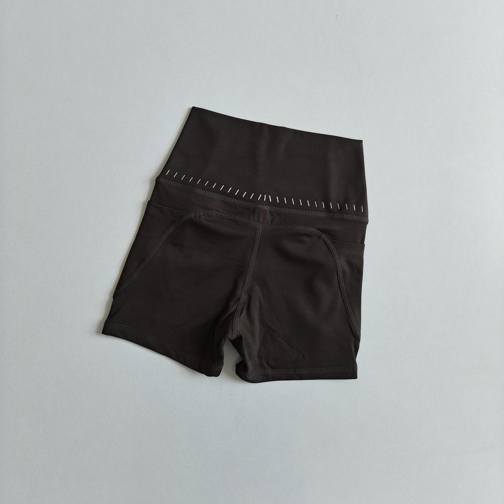High-Waist Yoga & Cycling Shorts with Pocket - No Line, Peach Lift Design for Women