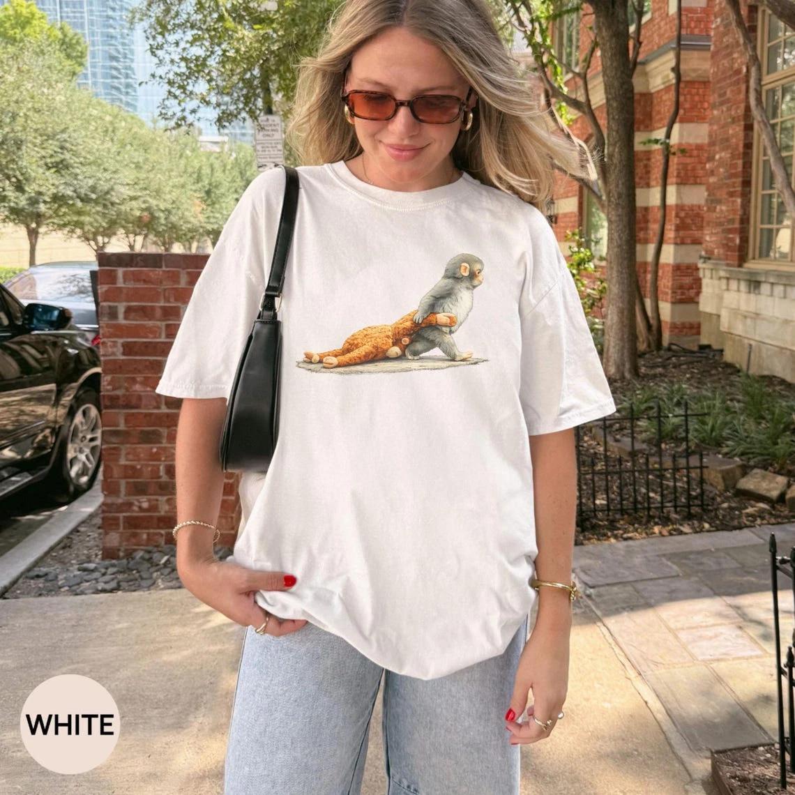 Monkey Punch Graphic Shirt – Cute Baby Monkey Trendy Tee M