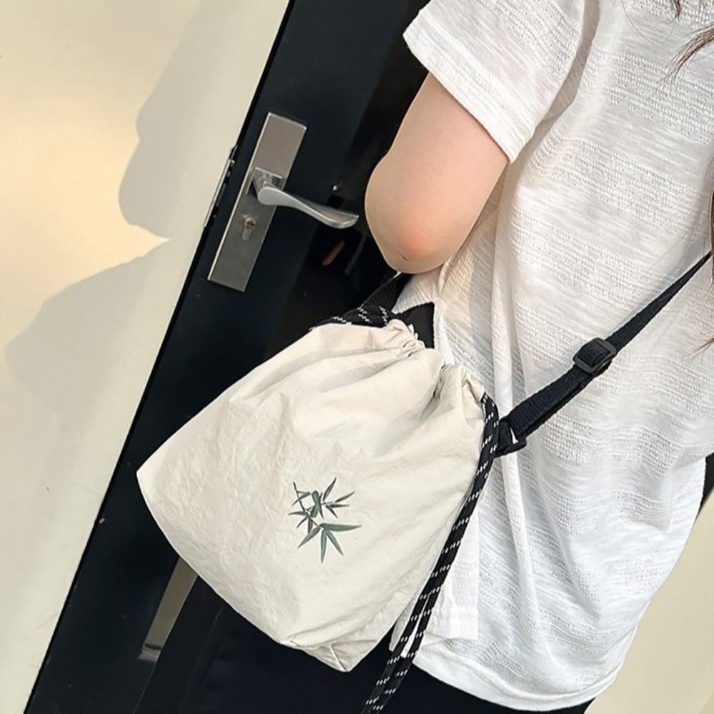 Lightweight Nylon Bucket Bag Large Capacity Crossbody Bag Simple Drawstring Shoulder Bag  Daily
