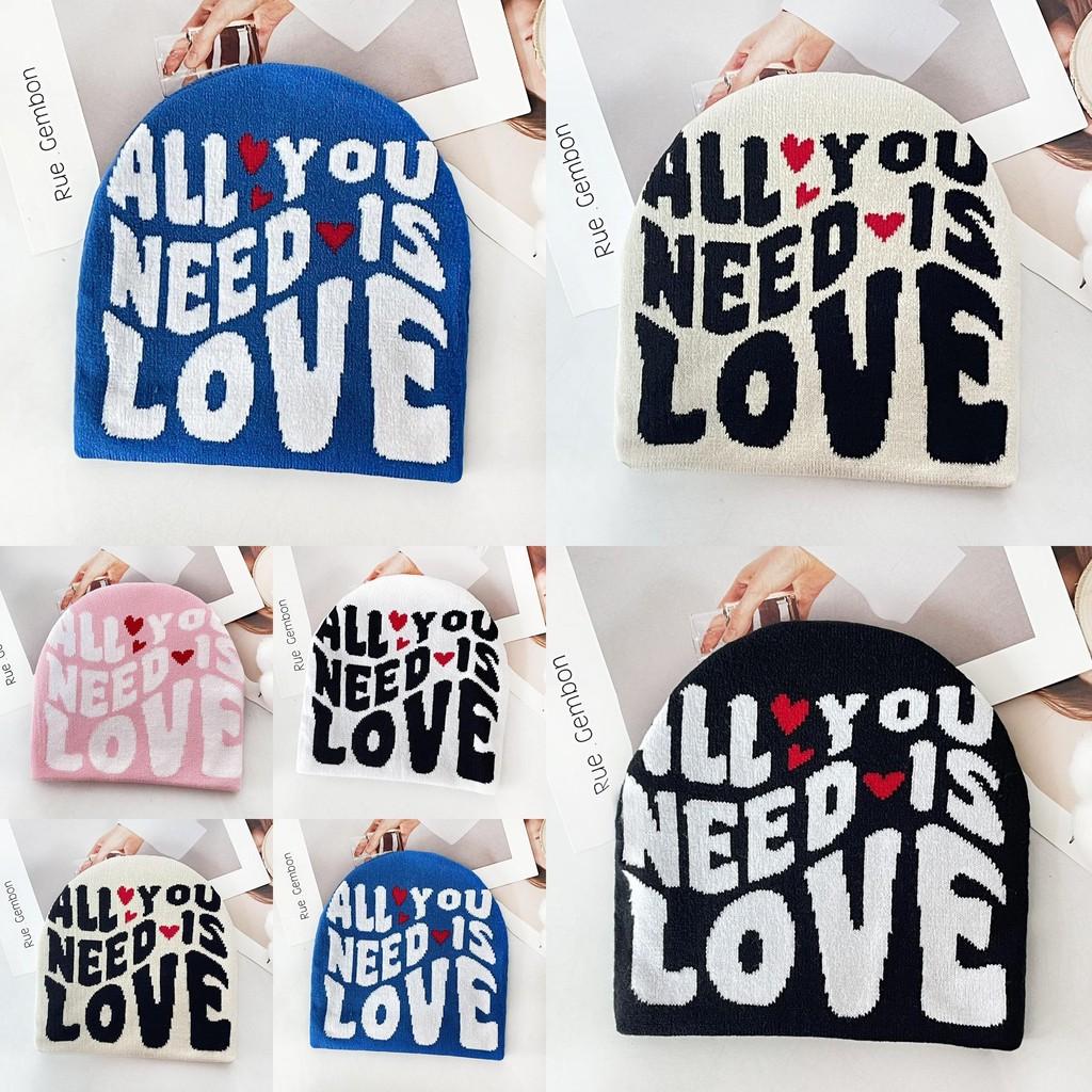 Simple Color Blocked Letter Heart Pattern Women Casual Warm Knitted Hat For Autumn Casual Wear
