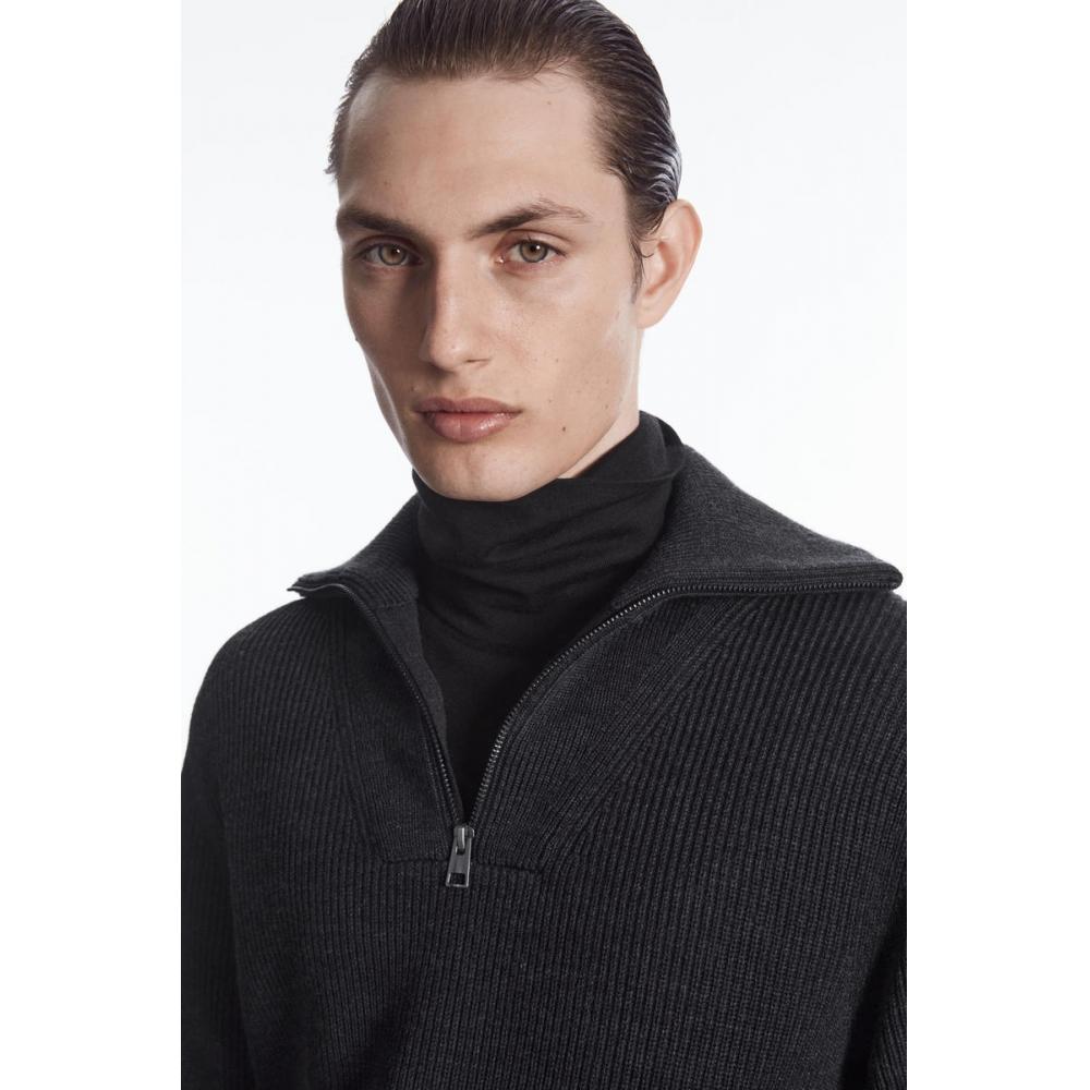 

Свитер COS из японской шерсти и хлопка с половиной молнии dark gray/XS
