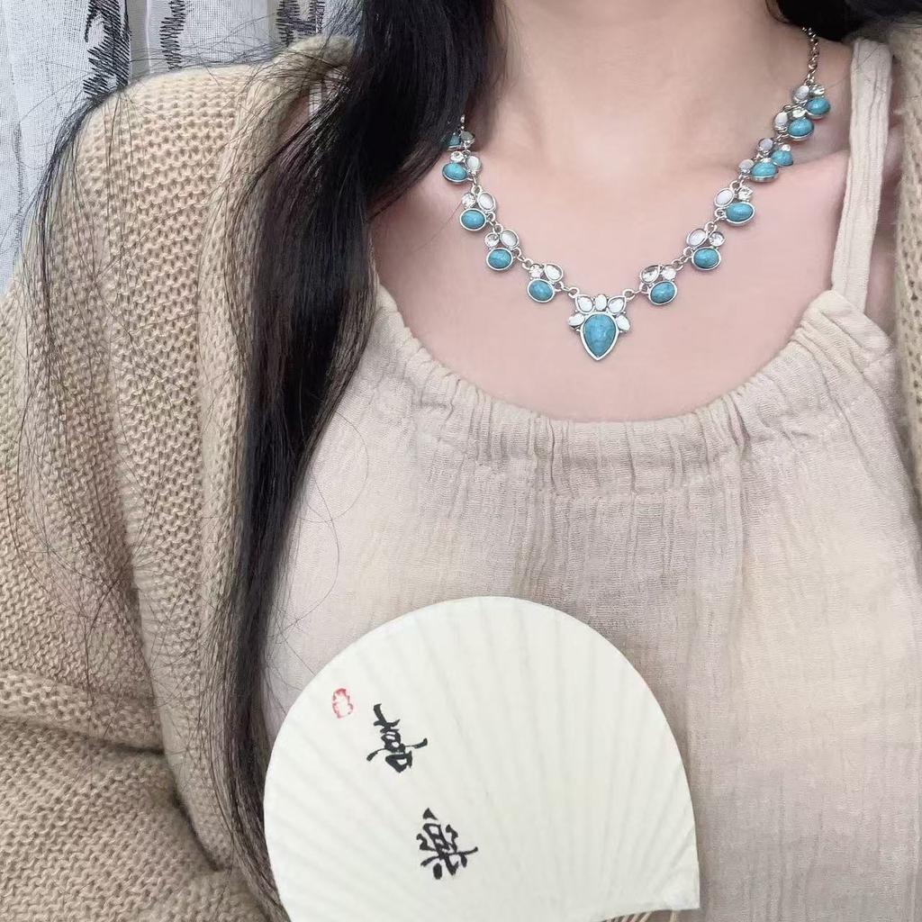 European and American jewelry retro personality necklace with turquoise bohemian necklace accessories collarbone chain jewelry