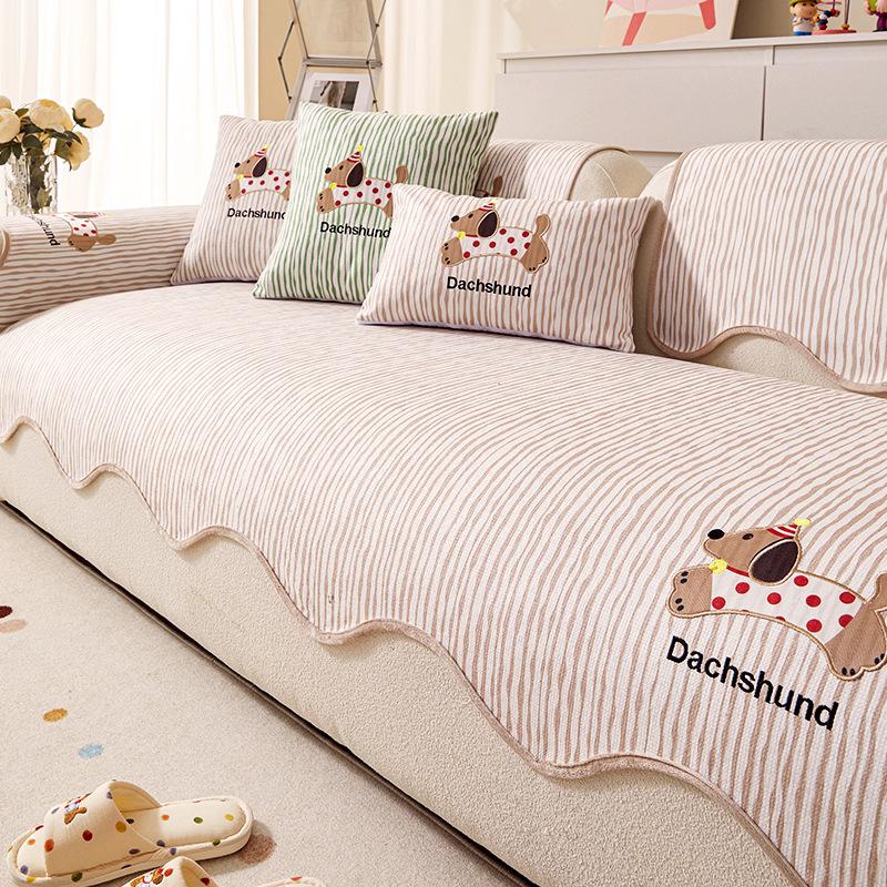 

Подушка для дивана из шенилла особой формы, универсальная для всех сезонов, подушка для сиденья прямым рядом, новый чехол-полотенце 2025 года, нескользящий и устойчивый к царапинам кошек 30 * 50cm Pillow Cover