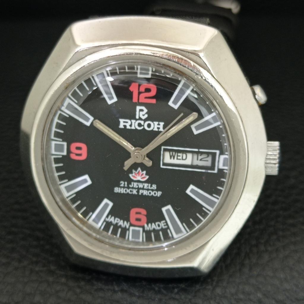 AUTOMATIC VINTAGE RICOH R31 JAPAN MENS BLACK COLOR DIAL WATCH A707651-1