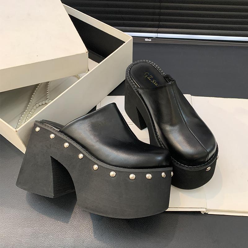 Black Solid Platform Rivets Women Slippers Fashion Design Thick Bottom High Heels Shoes Summer Party Dress Zapatos Mujer