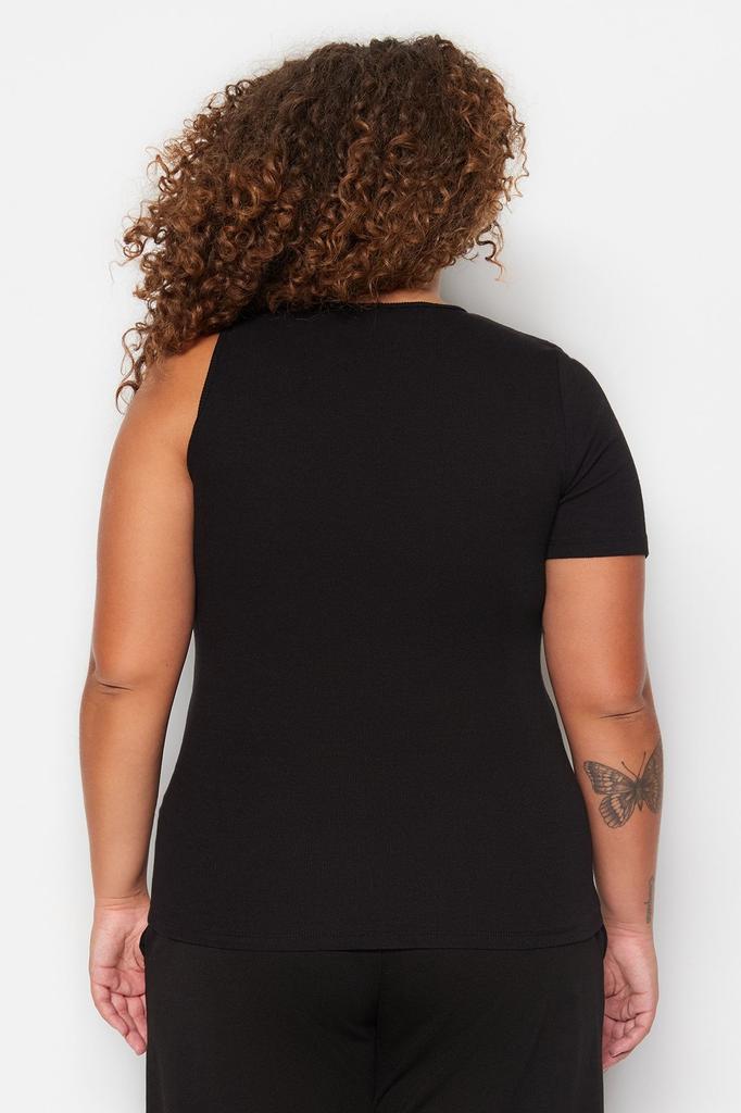 Dámský stylový pletený top s detaily výřezů ve velkých velikostech, černý