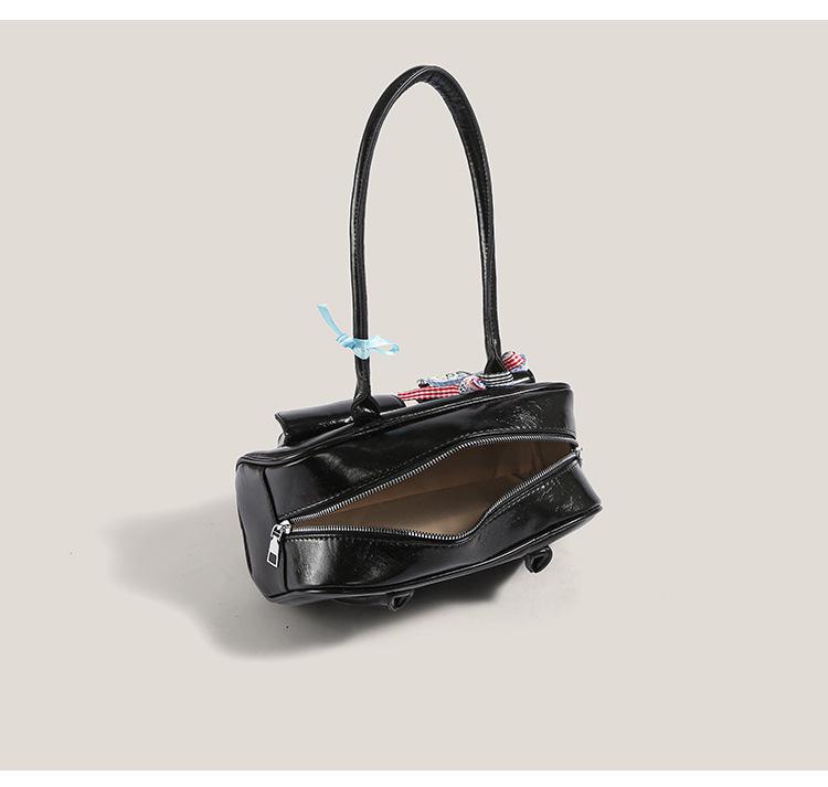 Versatile Boston Tote Shoulder Bag - Underarm Carry