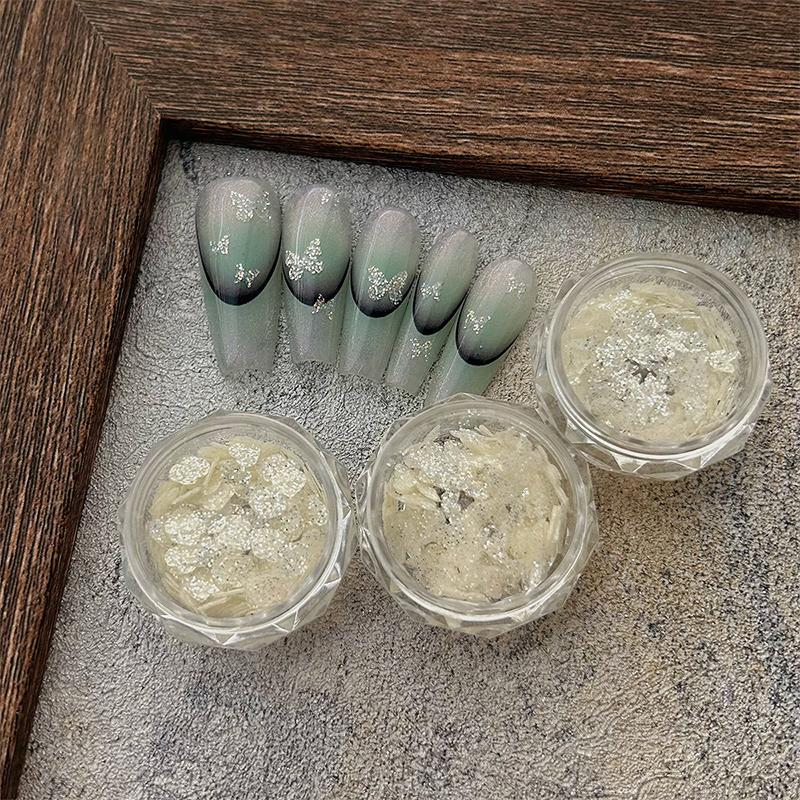 Nail Art Glitter Flash White Star Butterfly Love Manicure Decorations Mirror Nail Pigment 3D Diy Nail Art Enthusiasts