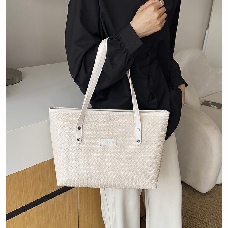 Women's 2026 Summer Trendy Large Capacity Versatile Shoulder Bag - Stylish Fashion Tote