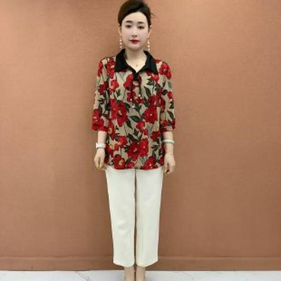 Fashionable Medium-Length Pullover for Middle-Aged and Elderly Mothers - Loose, Breathable, Slimming, Versatile, 3/4 Sleeve Top