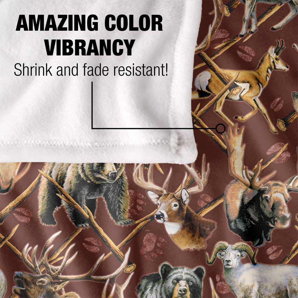 JQ Licensing Silky Elk Hunting Supersoft Blanket