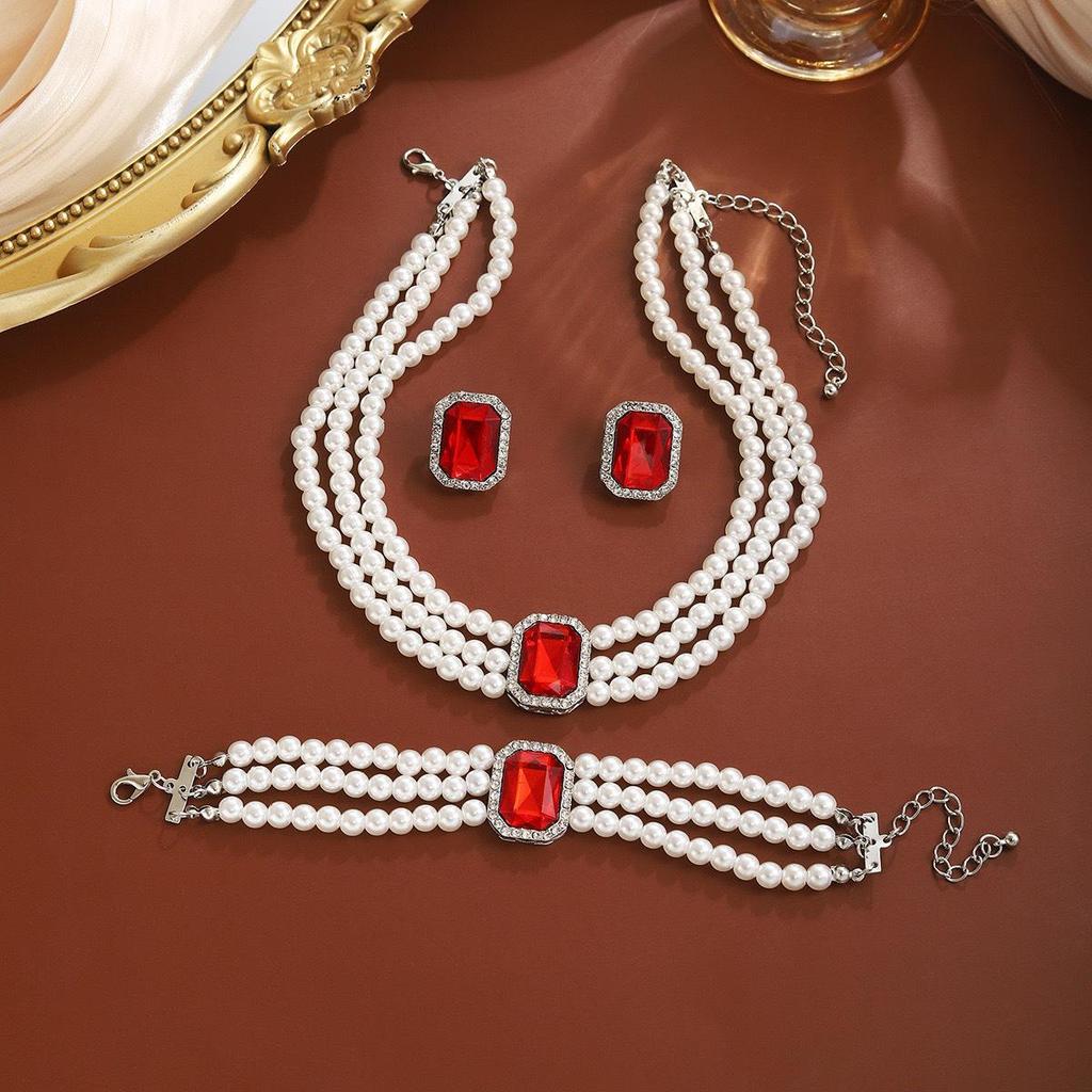Luxury Multi-Layer Pearl Choker Necklace, Bracelet & Stud Earrings Set for Women