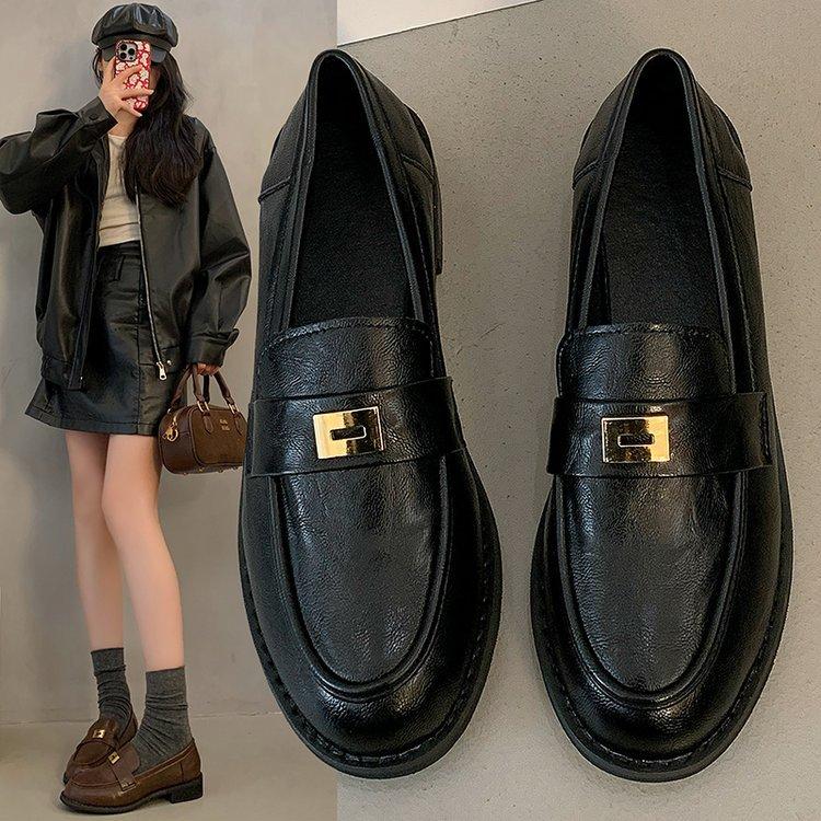 [Yushilai] Metal buckle retro loafers women's 2025 spring new soft-soled British-style temperament small leather shoes