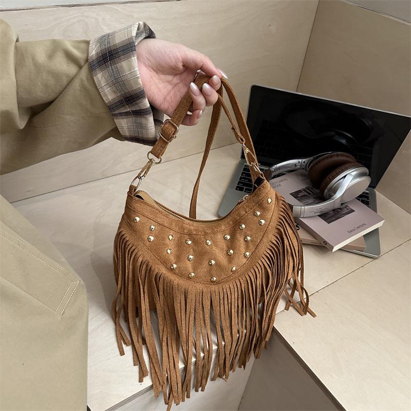 Suede Rivet Tassel Dumpling Bag - Autumn/Winter 2025 Boho One-Shoulder Crossbody